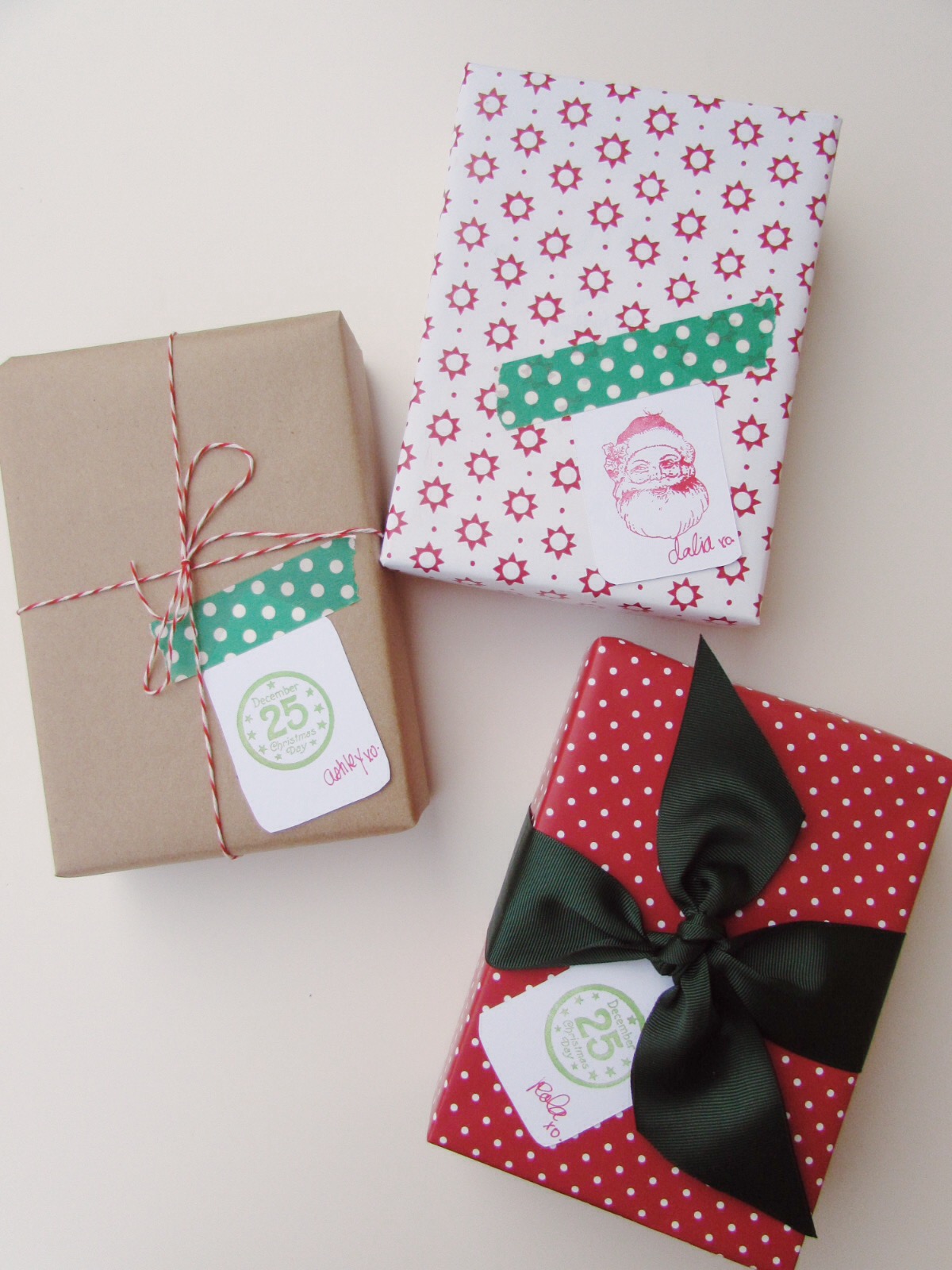 Christmas Wrappings Patterns Reds Raeandella