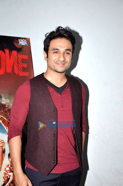 Kunal & Puja Gupta Promotes 'Go Goa Gone'