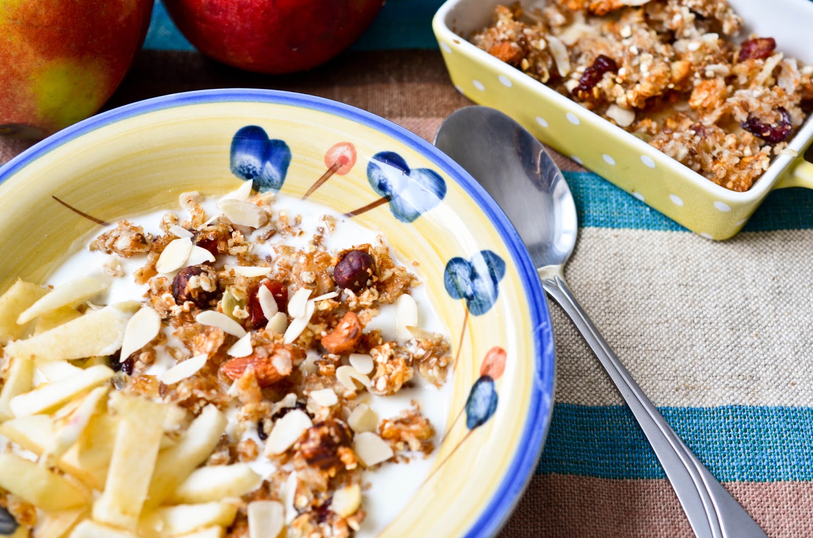Zdrowe śniadanie domowa granola (musli) Paulina Hofman