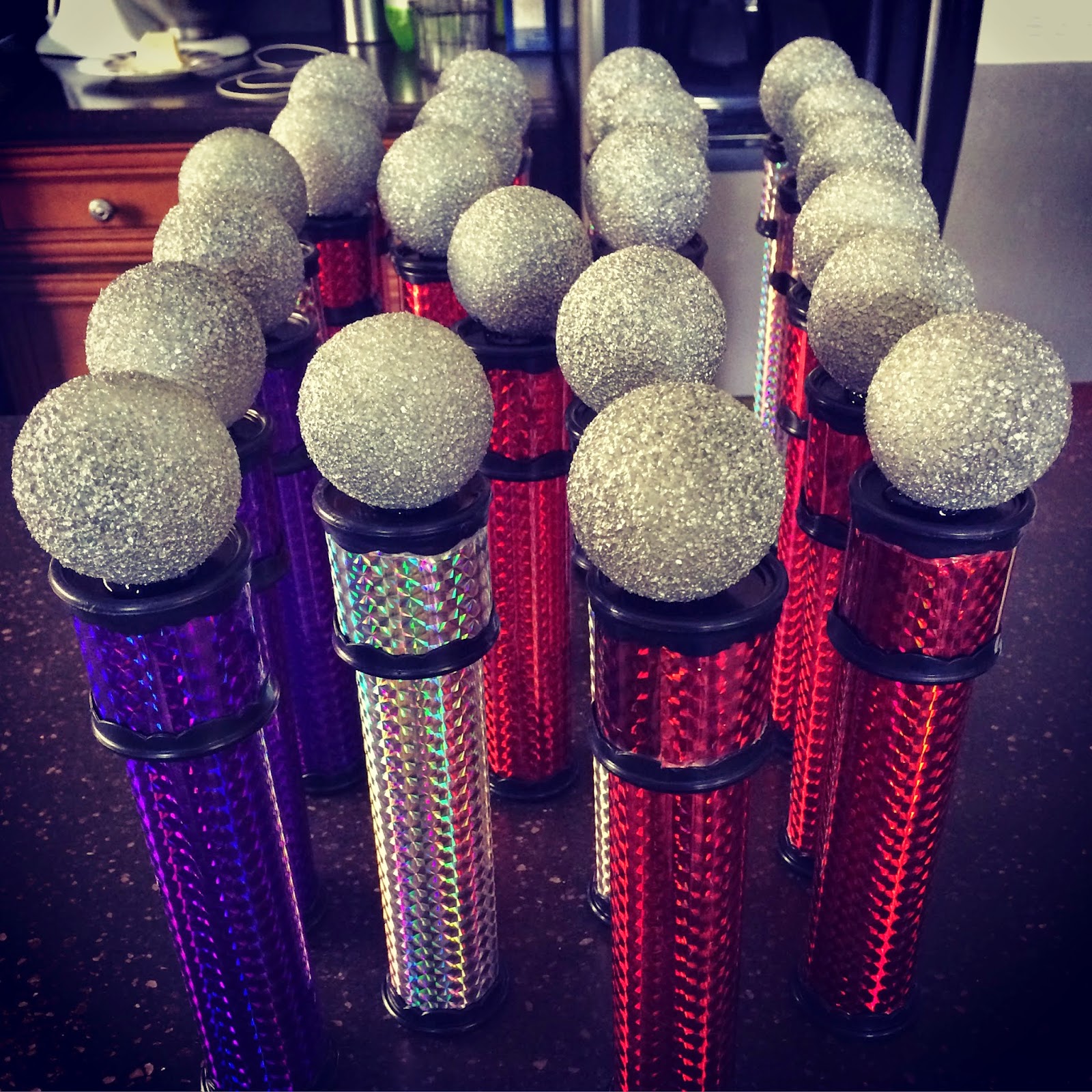 A Taylor Swift themed Birthday Bash! Taylor swift birthday, Taylor swift birthday party ideas