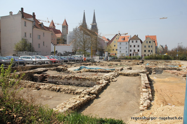 D Wie Donau Geschichten Aus Regensburg Und Budapest Heldenwetter