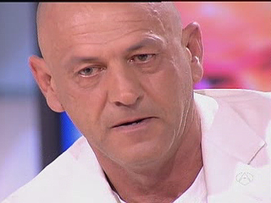LOS BESOS DE MAR FLORES Y LEQUIO Edición impresa