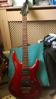 A Dean DS91 guitar