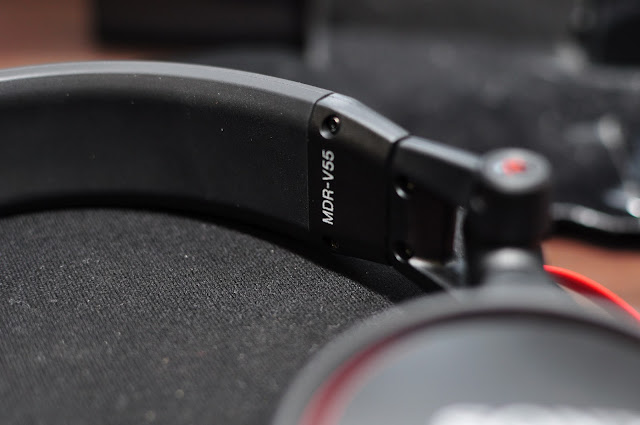 [開箱] SONY MDR-V55 耳罩式經典DJ耳機