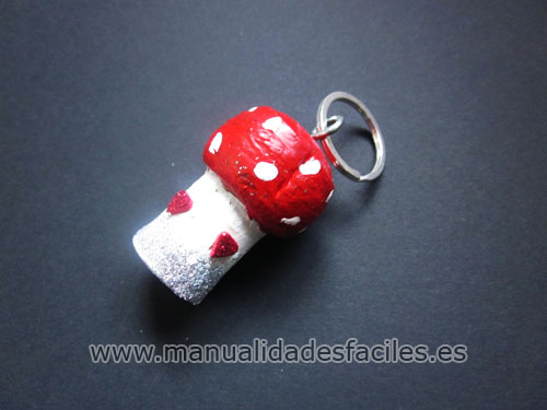 Manualidades Con Material Reciclado Llavero Hecho Con Corchos Viernes, 27 de enero de 2012. manualidades con material reciclado llavero hecho con corchos