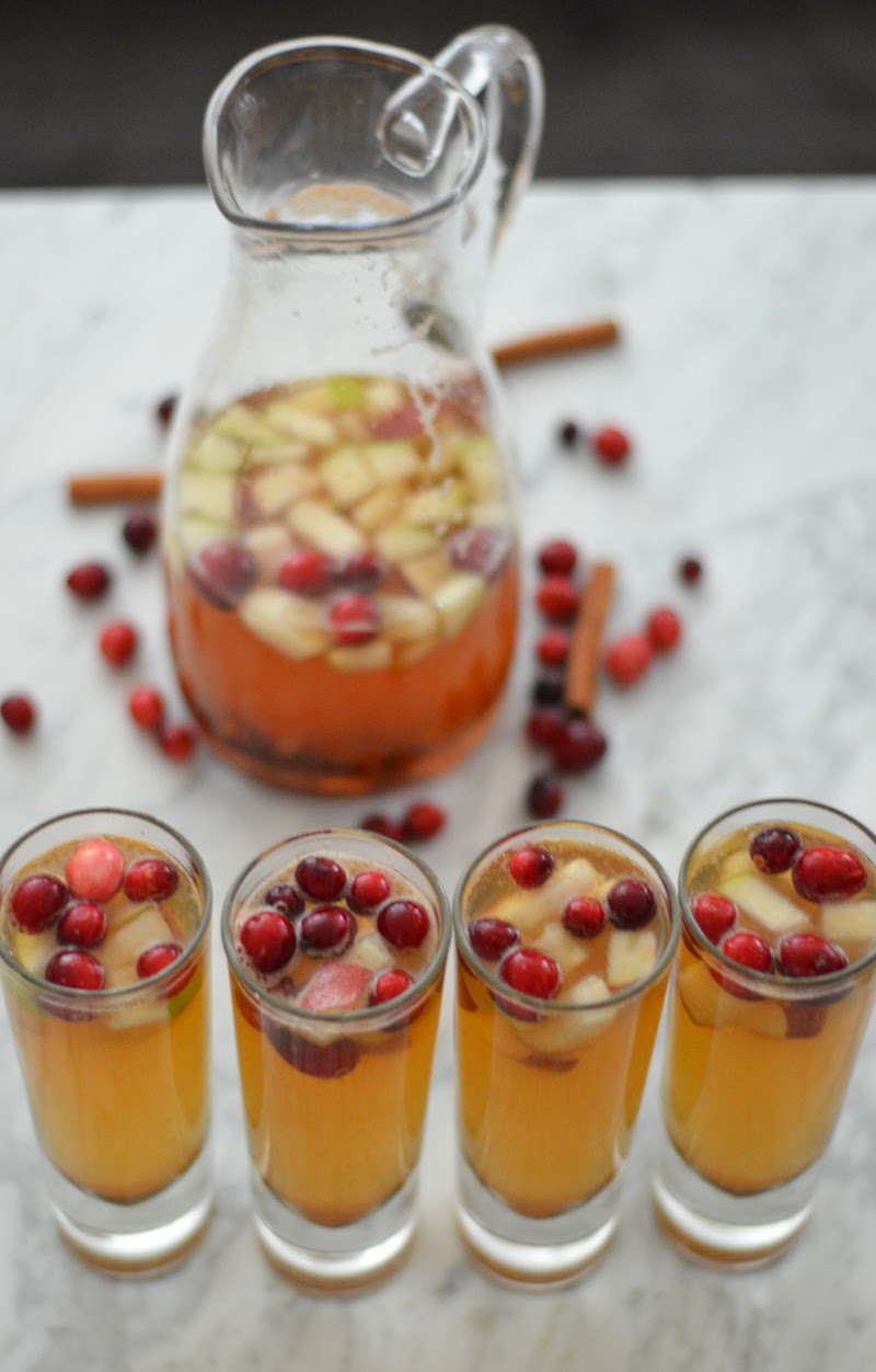 Winter Apple Pear + Cranberry Sangria | Luci's Morsels Winter Apple Pear + Cranberry Sangria | Luci's Morsels