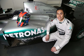 Jazeman with the AMG PETRONAS F1 car