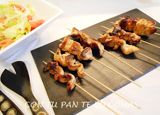 Brochetas De Pollo Con Salsa De Soja
