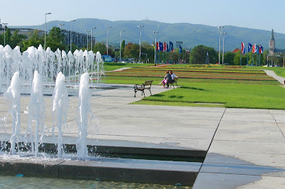 Bandićeve fontane - Helena Paver-Njirić, 2012.