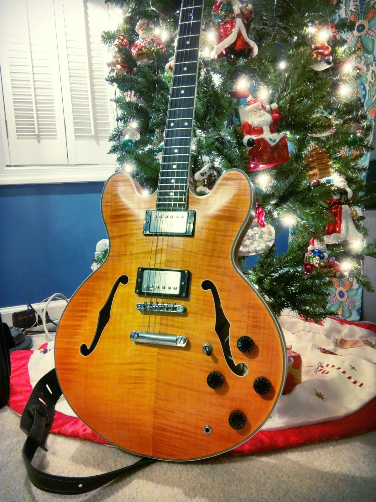 [Mattwins]: DIY Semi Hollow 335 Guitar Kit Build Part III