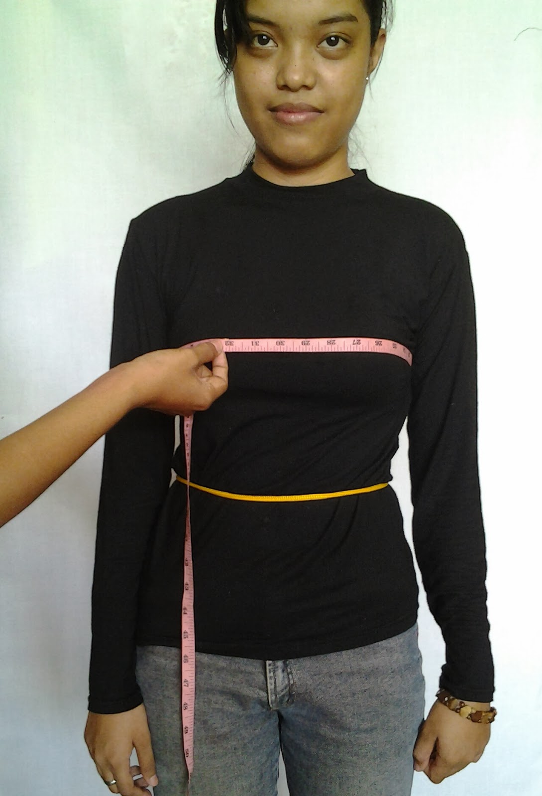 Berrit Elleck BELAJAR MENJAHIT STEP 2 MENGAMBIL UKURAN