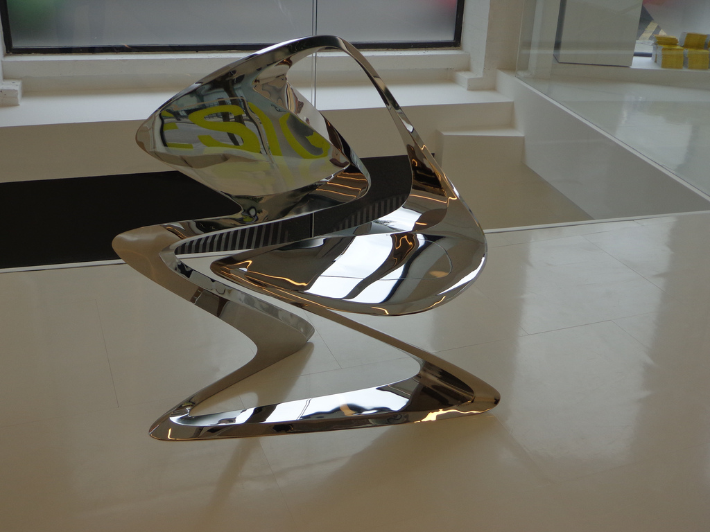 Arteeblog Cadeira "Zchair" Zaha Hadid