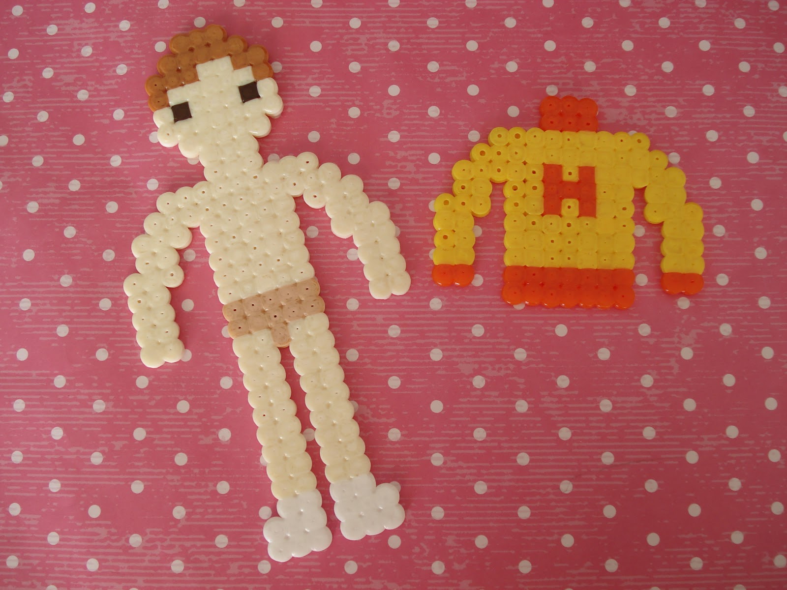 cupcake cutie: Hama bead projects