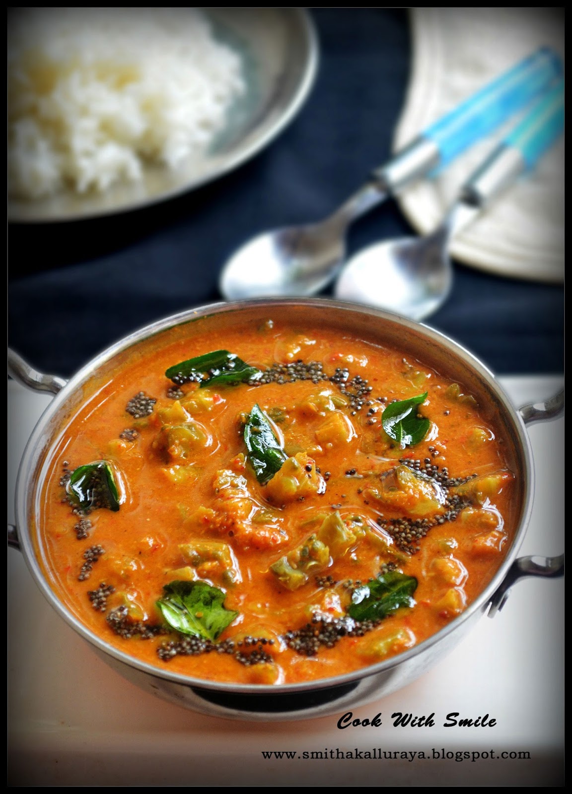 BITTER GOURD (KARELA) CURRY / HAGALAKAYI GOJJU (MENASKAI) Cook With Smile