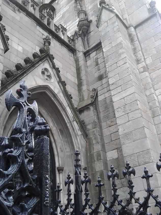 half windsor full throttle walking tour of gothic grace church nyc