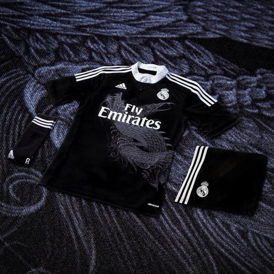 Nueva camiseta negra con dos dragones tercera equipación del Real Madrid Nueva camiseta negra con dos dragones tercera equipación del Real Madrid