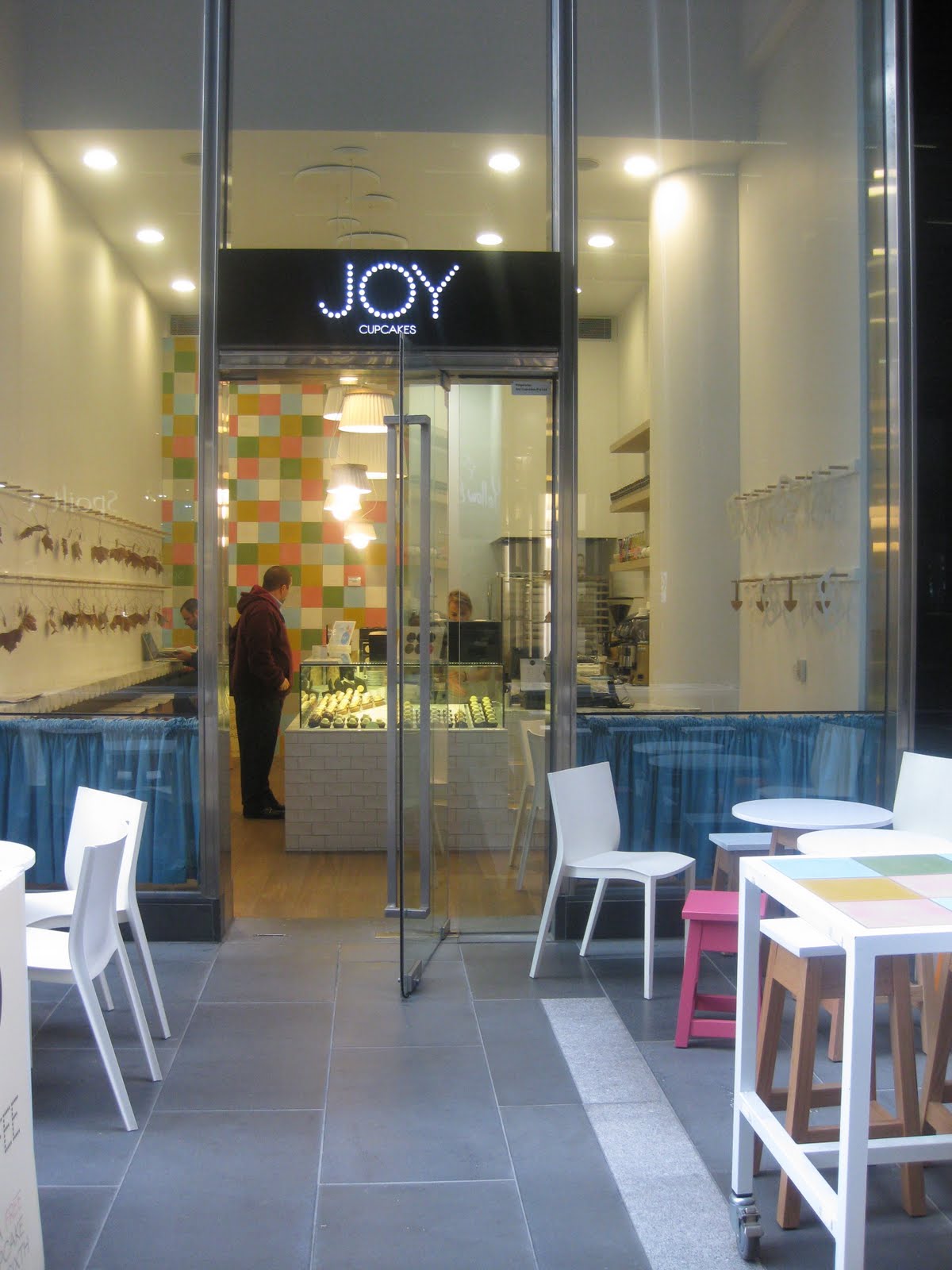 Joy Cupcakes