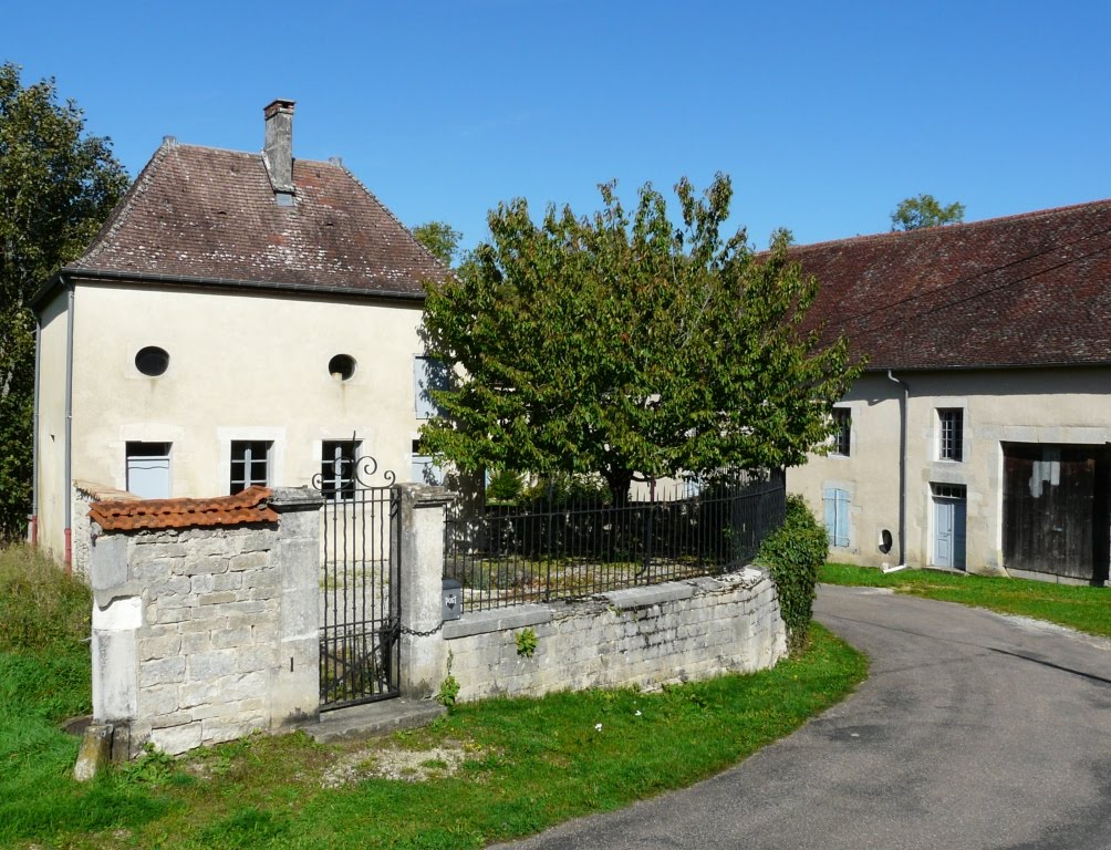 La Lorraine se dévoile... Château classique de Bertheléville à