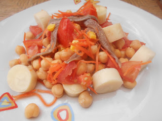 399° Receta: Ensalada De Garbanzos Y Anchoas Con Palmitos

