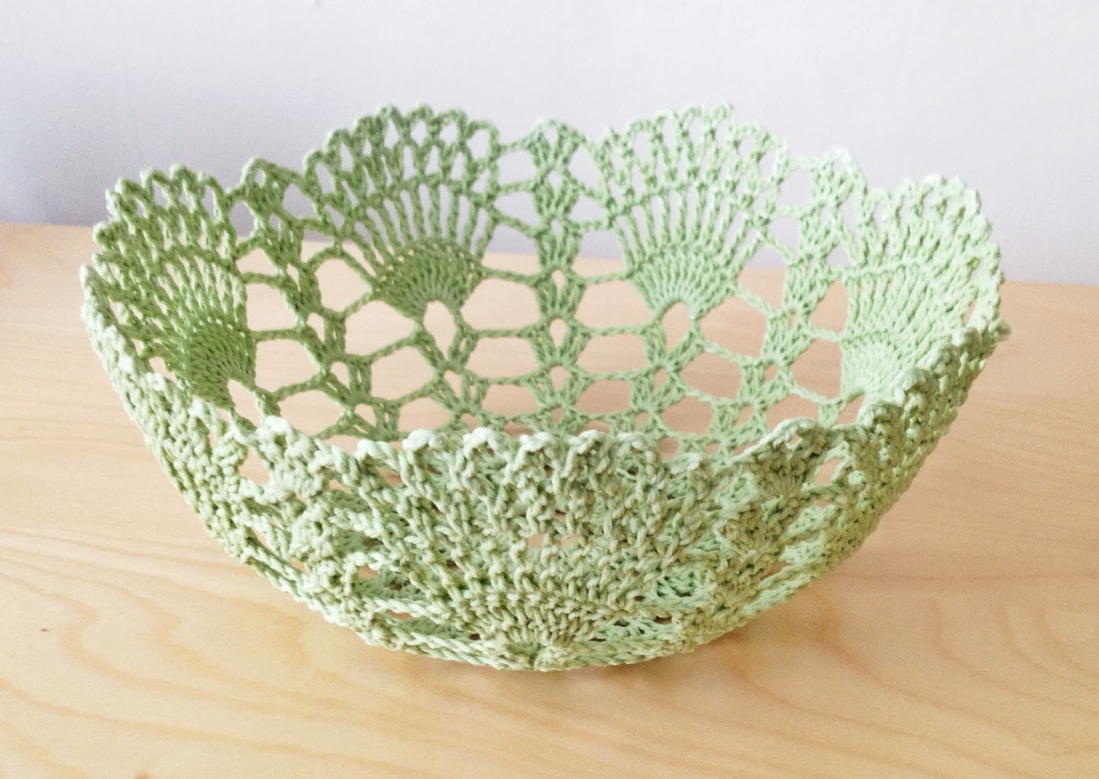 Gaby crafts: Light green crochet bowl