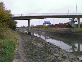 peronne road footbridge over ports creek and the M27 motorway