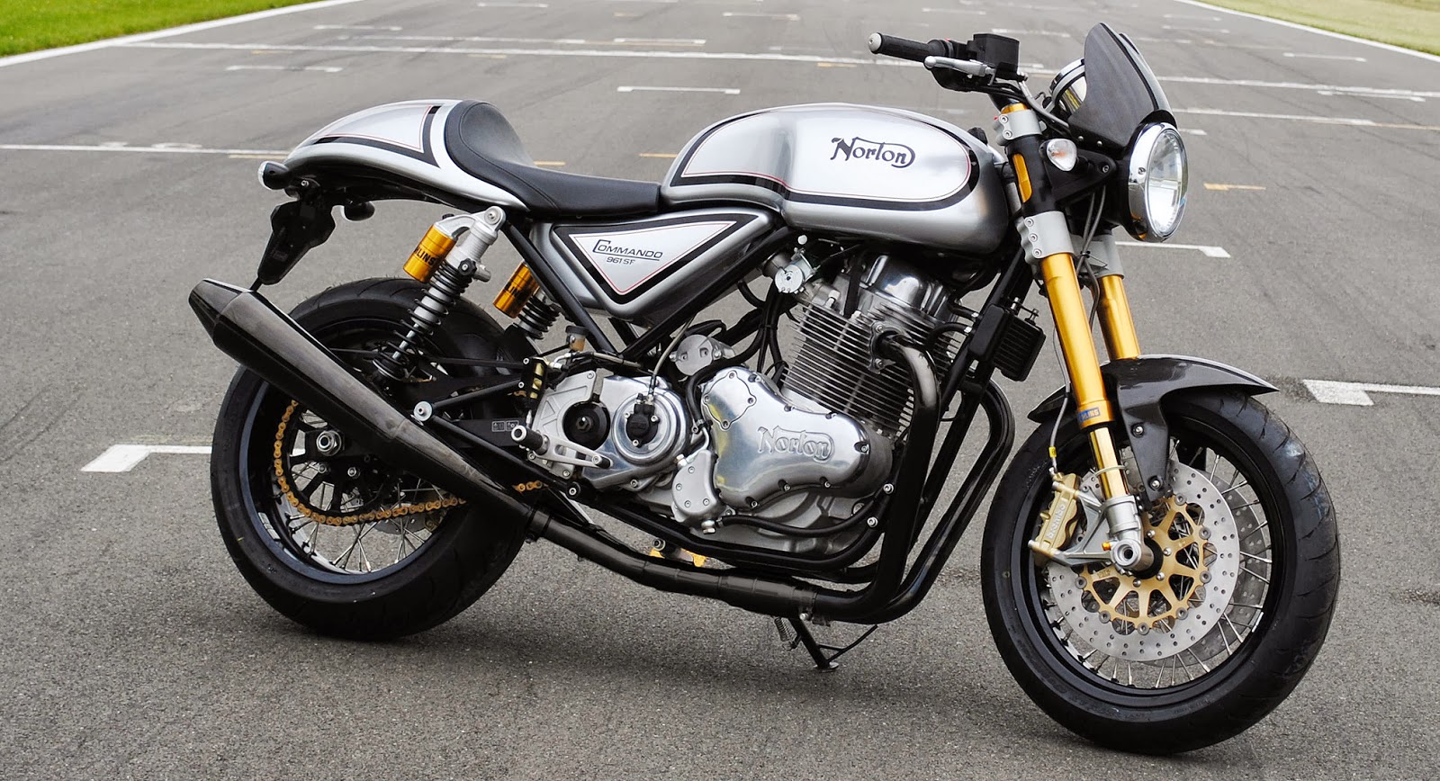 Norton-Commando-961-SF1.jpg