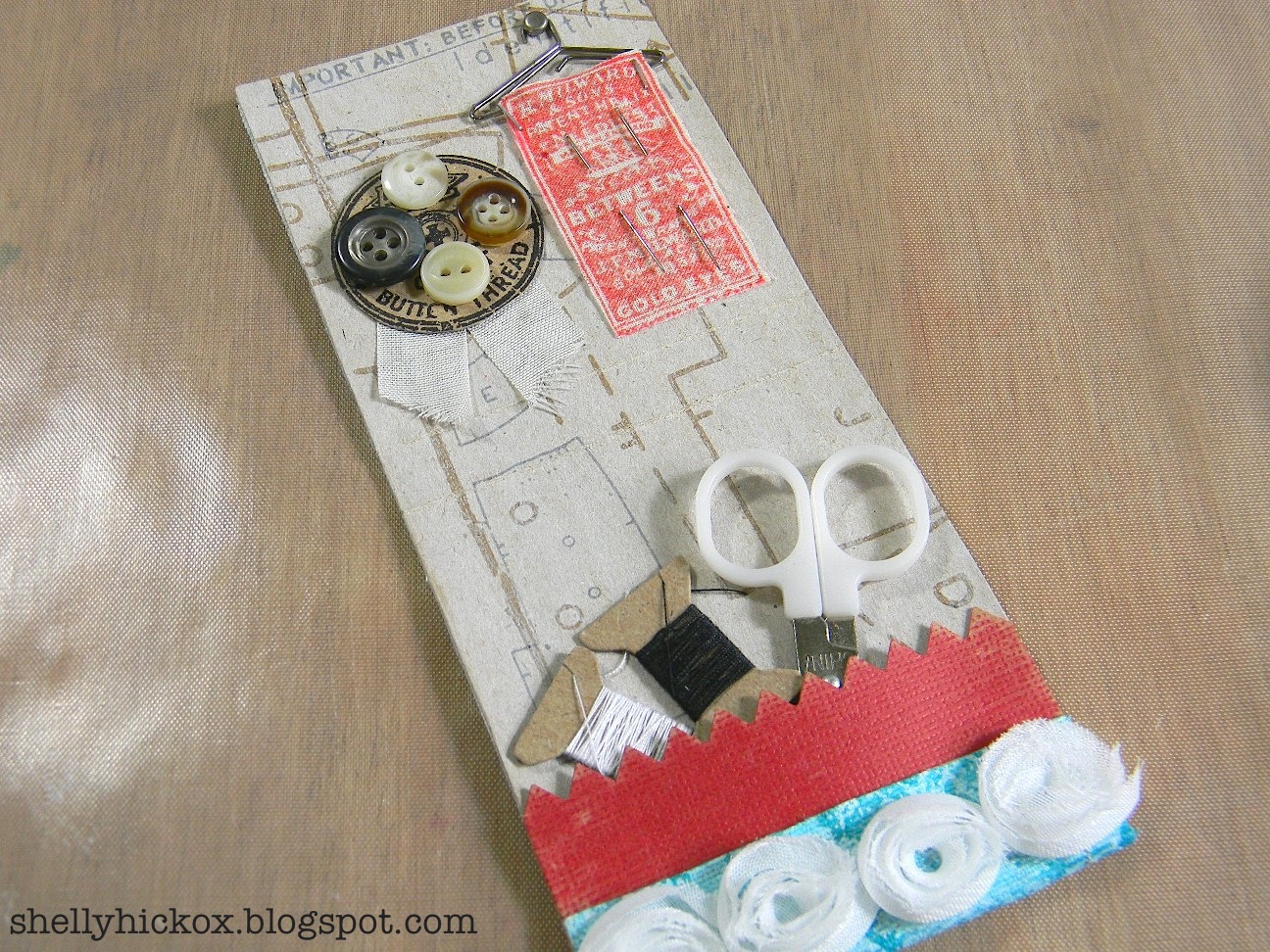 Sizzix Die Cutting Inspiration and Tips Matchbook Sewing Kit