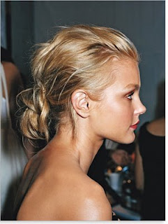 Wavy Updo Hairstyle Pictures - Celebrity Hairstyle Ideas
