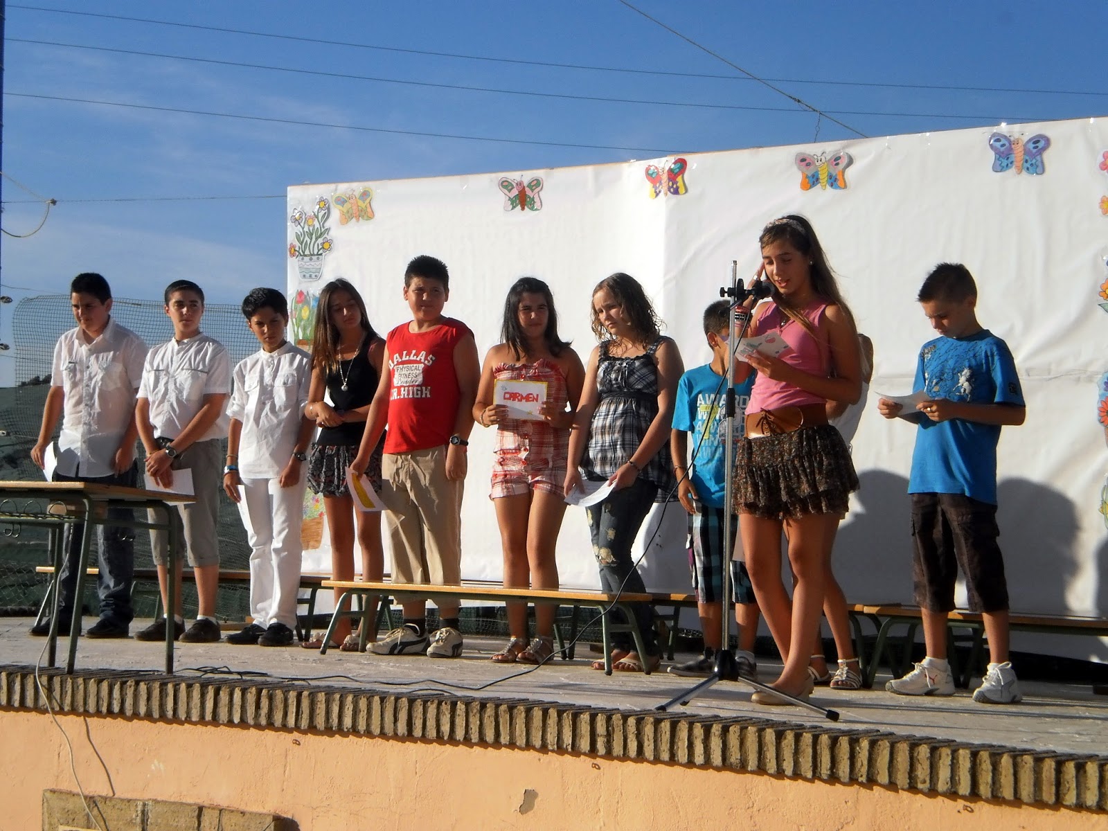 Archivo de informaciones y documentación del C.E.I.P. LA JARA Graduación de 6º en el colegio La