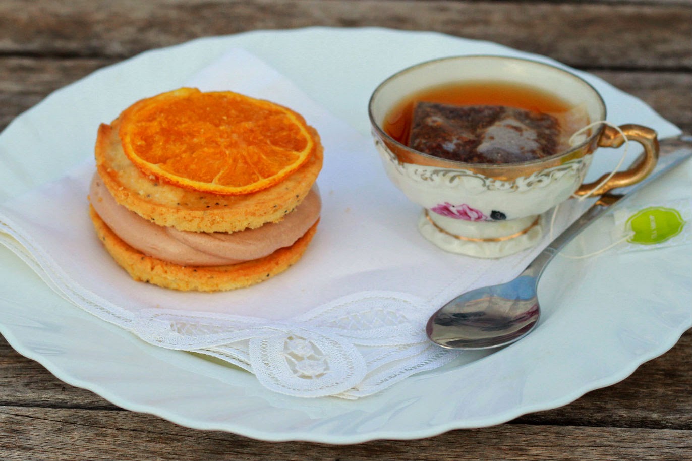 Bizcosandwich De Naranja Con Semillas De Amapolas
