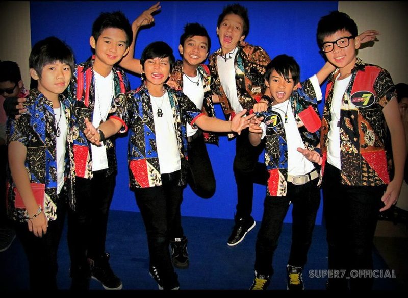Super Seven: Biodata Super seven