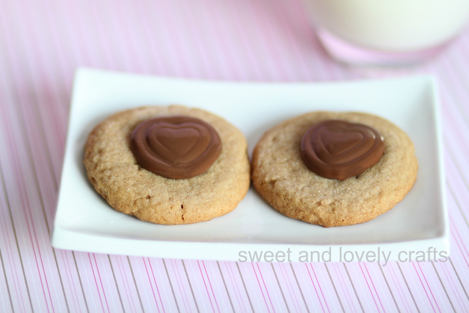 sweet and lovely crafts Peanut Butter Valentine cookies