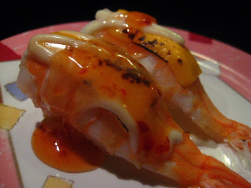 PRAWNS WITH SWEET CHILLI SAUCE SUSHI