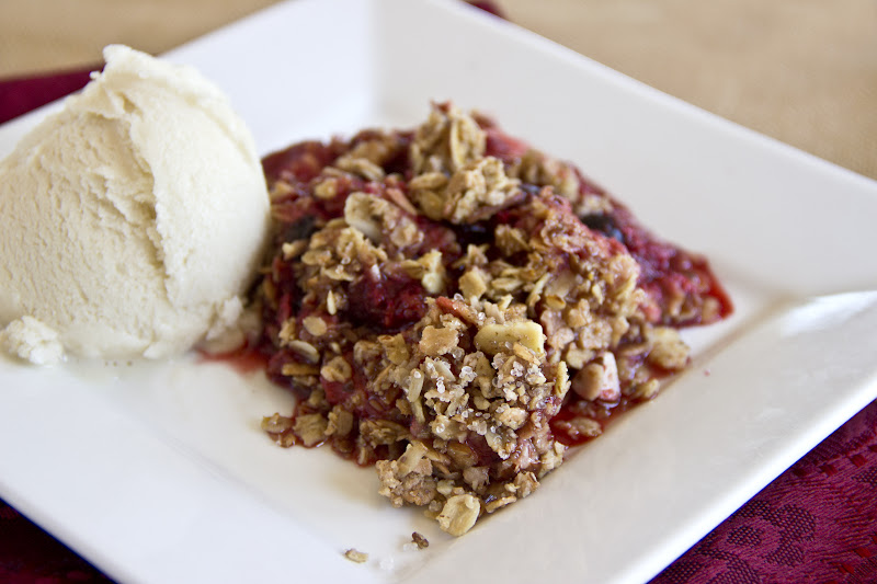 Healthy Berry Crisp 