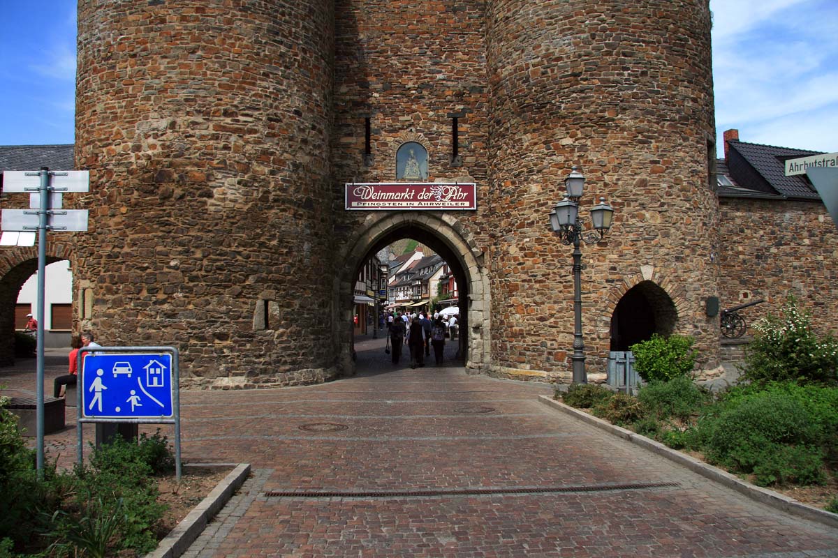 Schiller Wine Page 6 Chan 9700818 Rssing Com