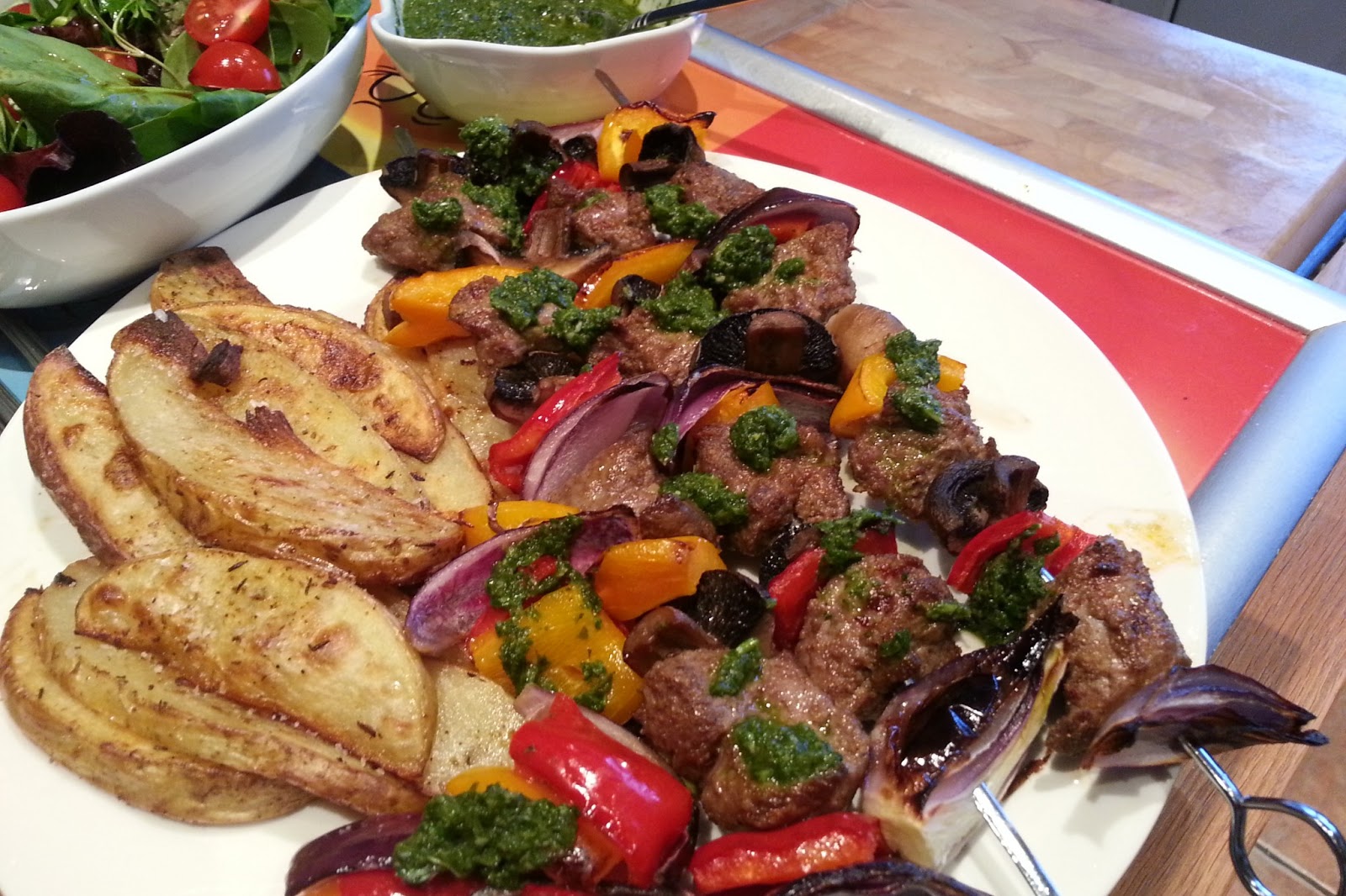 Slimming World Delights Spicy Lamb Kebabs with Coriander and Chilli Sauce