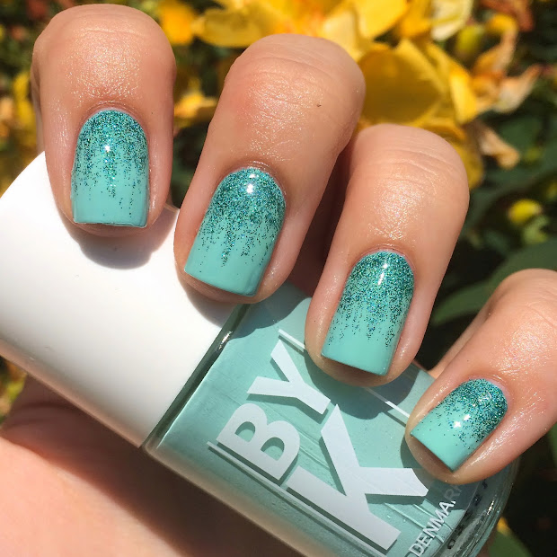 nails polished waterfall