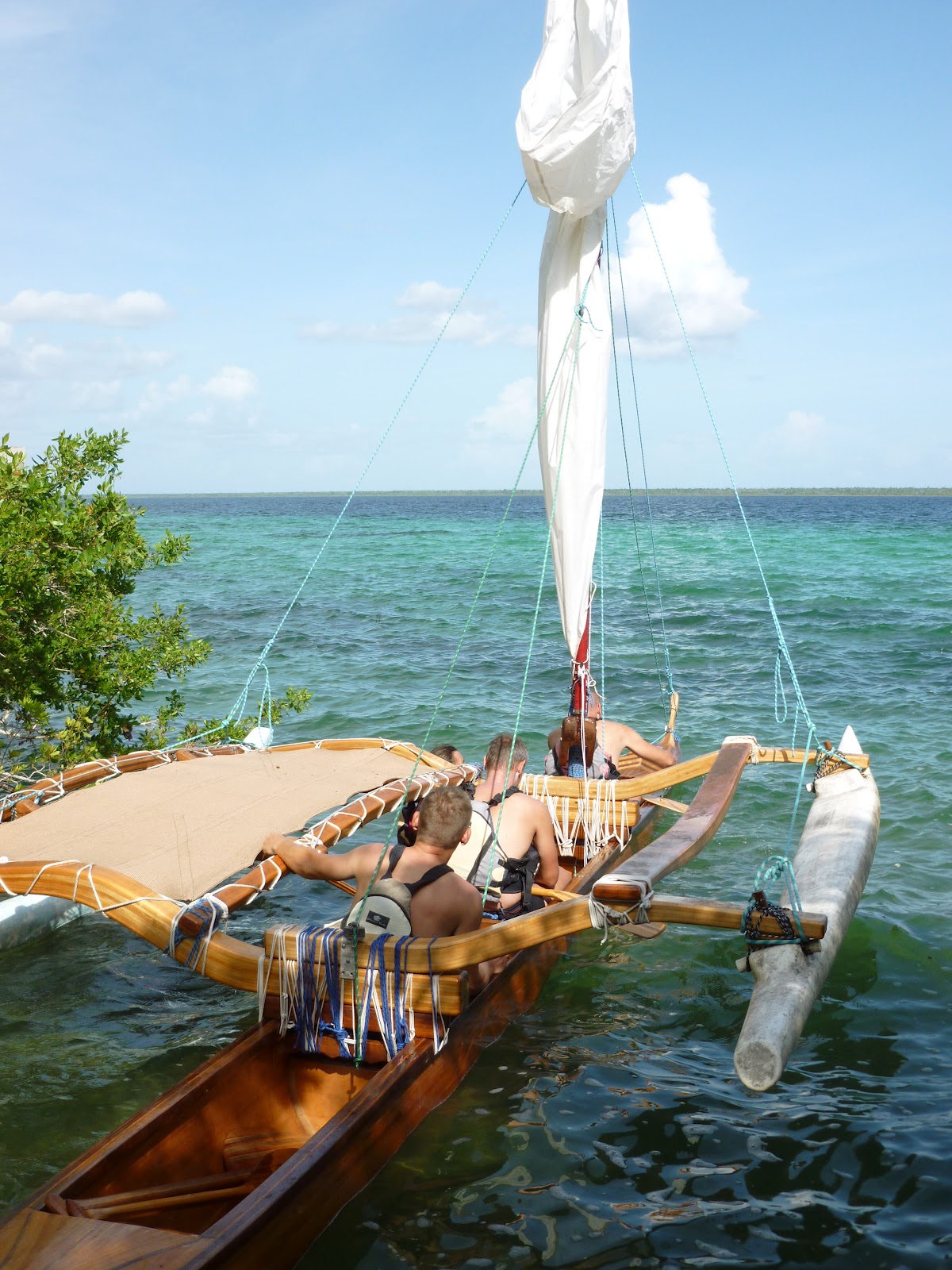 Bacalar Hawaiian outrigger canoe
