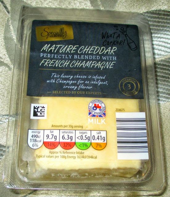 FOODSTUFF FINDS Mature Cheddar with French Champagne (Aldi) [By Cinabar]