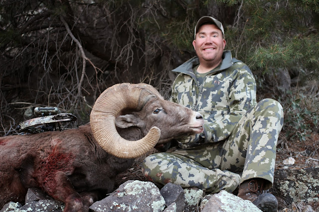 Brian+Rimsza+Arizona+Unit+6A+Rocky+Mountain++Bighorn+Sheep+Hunt+Photo+with+Jay+Scott+Outdoors+11.JPG