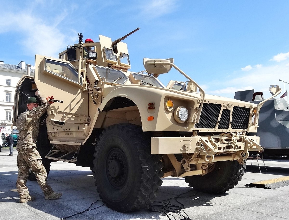 Véhicule de patrouille blindé Oshkosh M-ATV, version M1240 A1