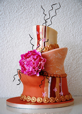 http://2.bp.blogspot.com/-9xjzaAGPTl8/UDeSd-8XYwI/AAAAAAAAAfk/rV7zr5MUhMk/s400/Gumpaste+Peony+Cake.JPG