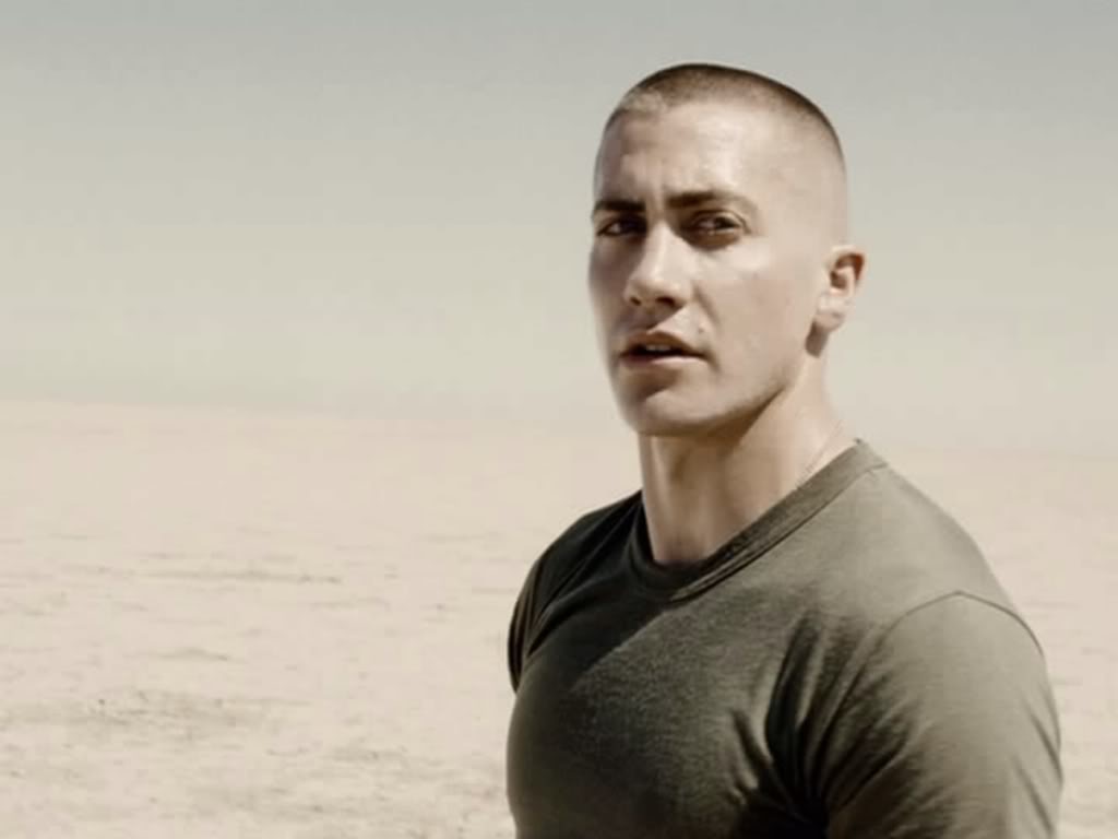 http://2.bp.blogspot.com/-9zHH6-YT9uI/UVlx4VqM2qI/AAAAAAABVm0/HrkYvFkf2gs/s1600/jarhead-jake-gyllenhaal-21.jpg