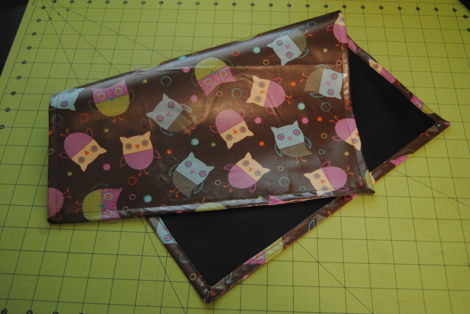 SIGnature Creations Chalkboard Placemat Tutorial