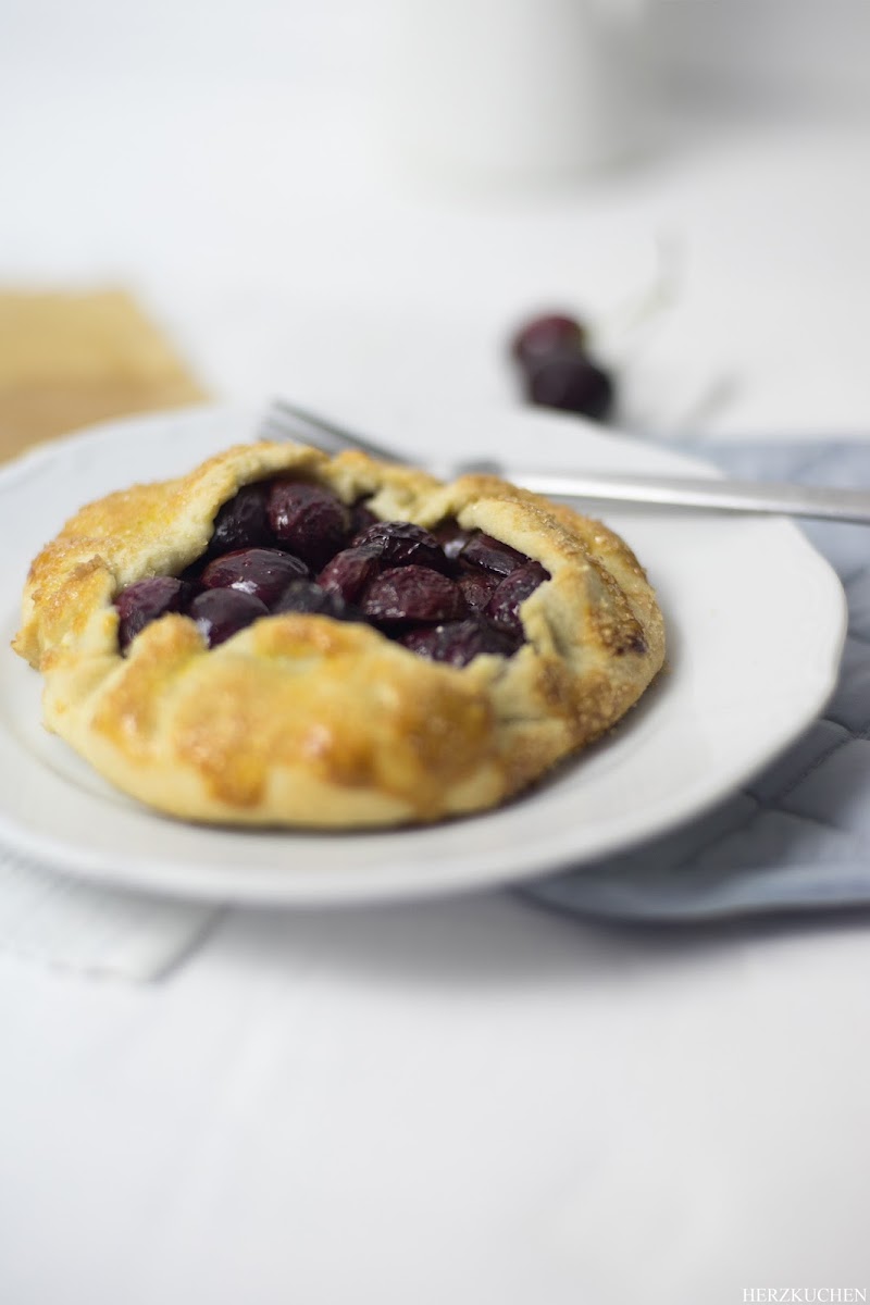 Galette mit Kirschen