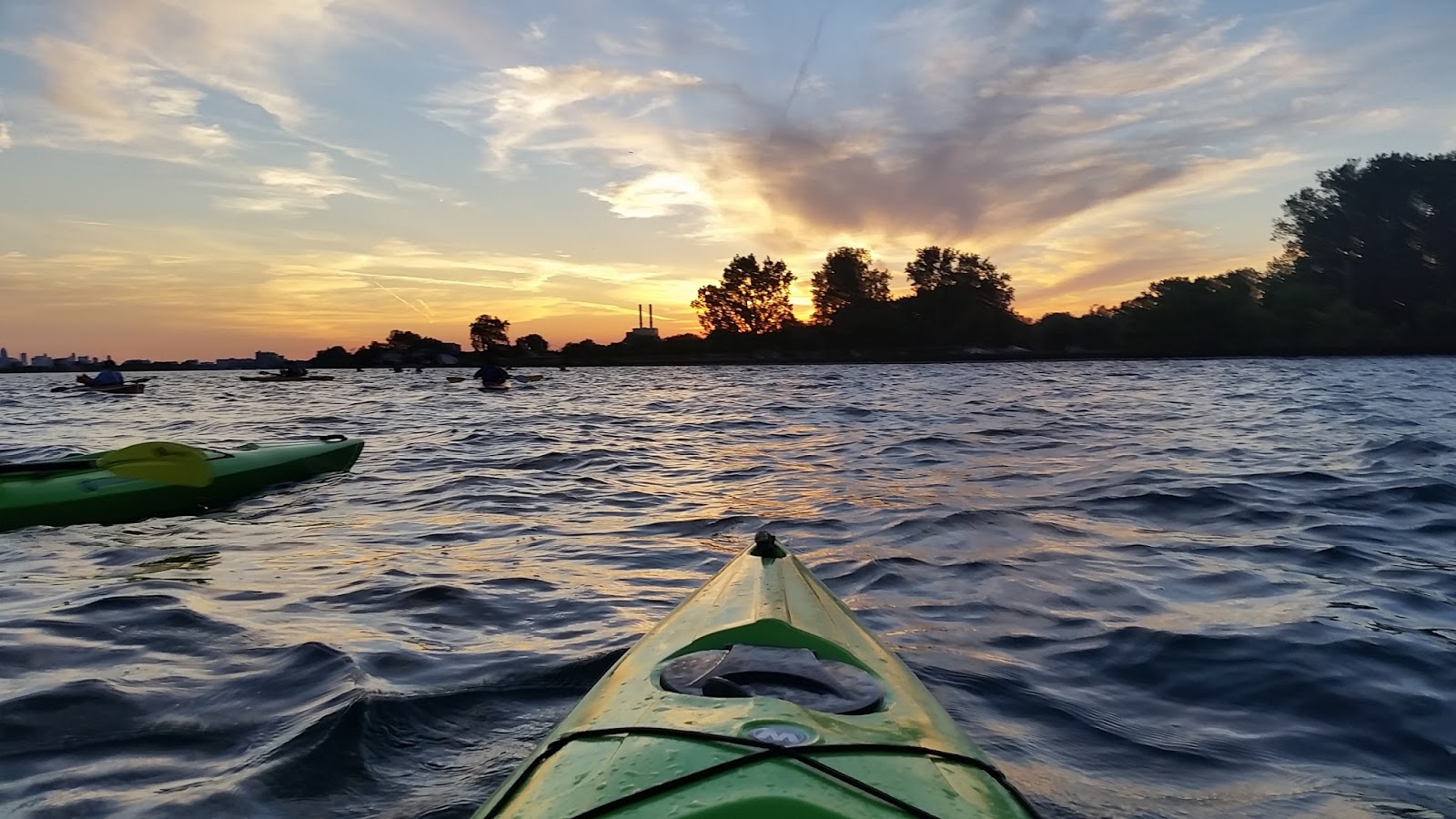 Hip In Detroit My Evening Kayaking on The Detroit River