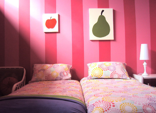 cinco lobitos: Una habitación en rosa