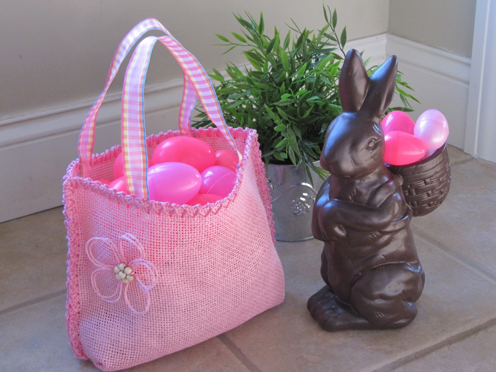 Sew Many Ways... Tool Time Tuesday...Placemat Easter Basket