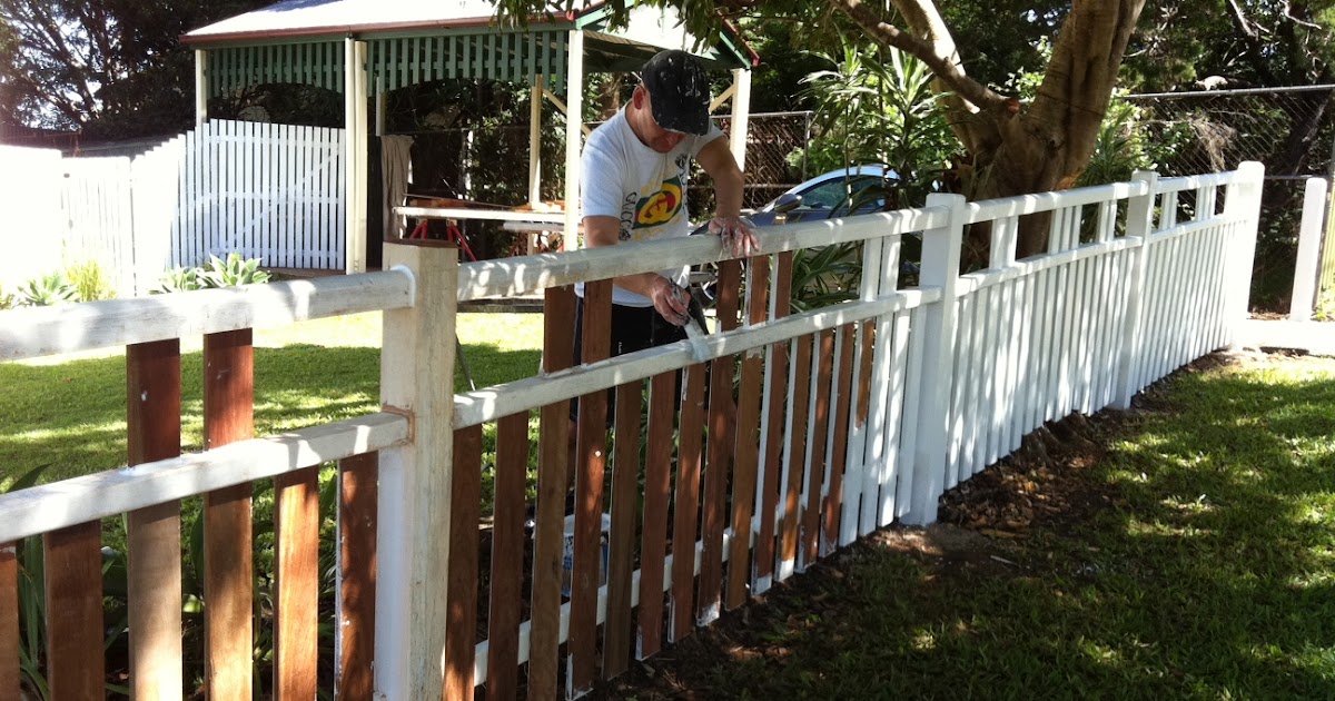 Fun and VJs Fence painting