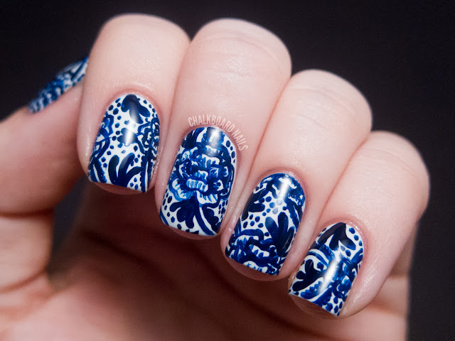 Blue China Pattern Nails